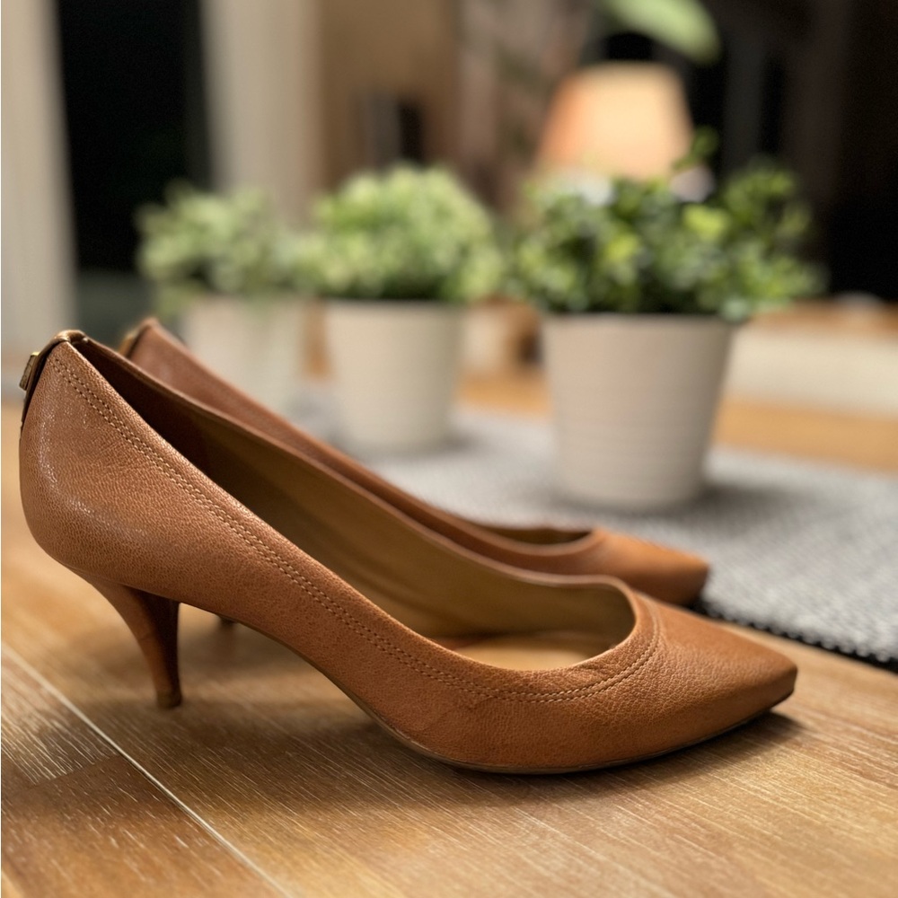 Tory Burch Tan Heels